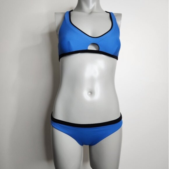 SOLD Lululemon 2016 Surf To Sand Sport Top II & Suns Out Bikini Bottoms Size S - Picture 2 of 16